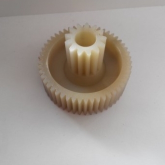 Шестерня Помощница, Д-40/15мм, зубья 50/13шт. (Прямой/прямой)