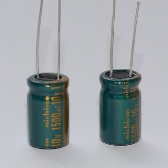 Конденсатор: 1500 UF 10V 105*C 08х20 Компьютерный